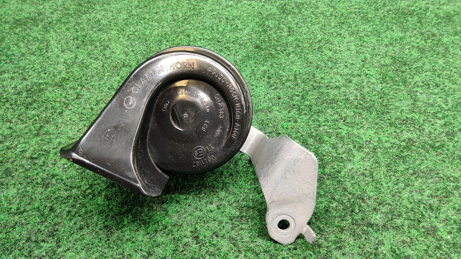 2019-2023 Bmw X5 High Pitch / Tone Horn Oem 61337442770