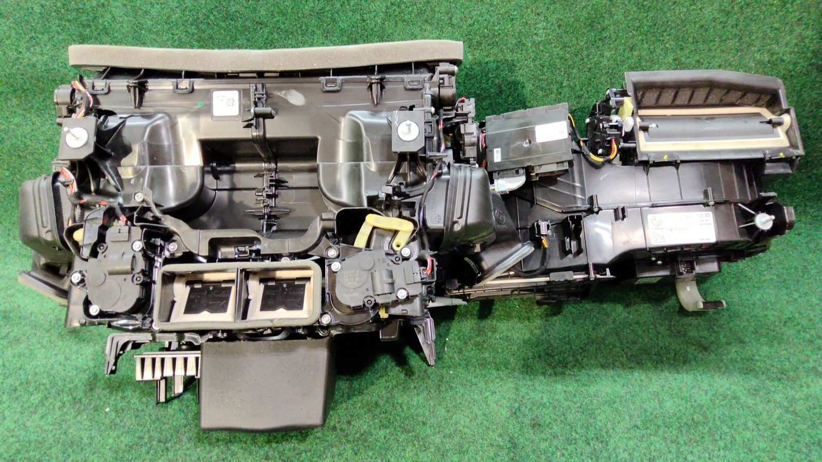 2024-2025 Bmw X5 A/c Evaporator Core Expansion Valve Oem 64117944536 64119460552