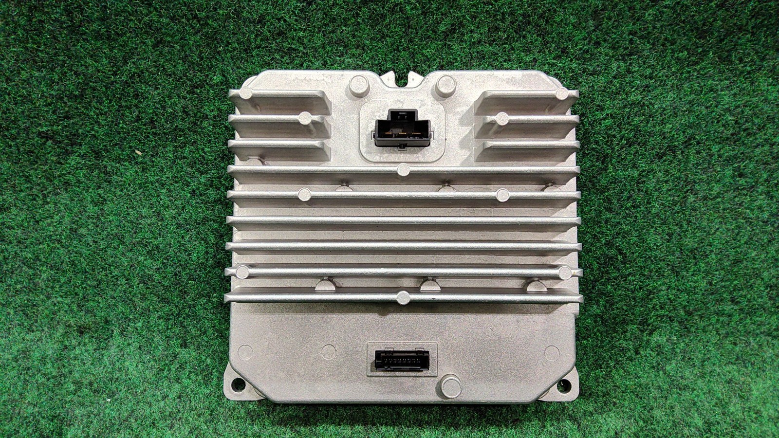 2017 - 2023 BMW 530i Body Power Control Module Unit OEM 61428736485