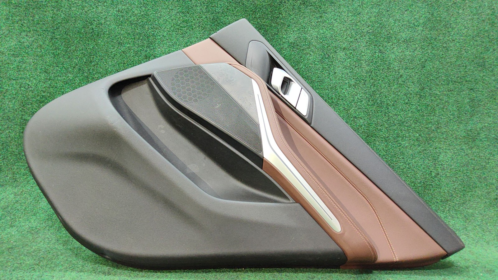 2019-22 BMW X5 Rear Right Trim Panel Vernasca coffee OEM 51419473880 51429474062