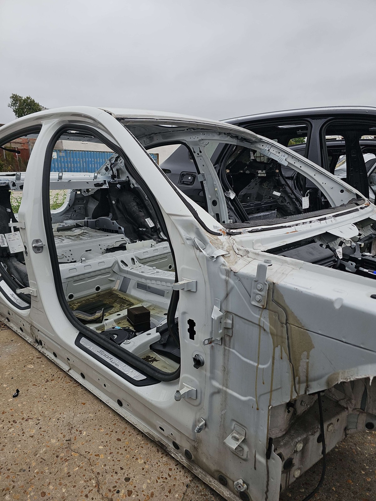 2017-2023 Bmw 530i A Pillar Body Frame Right Alpine White/300 Oem 41007437594