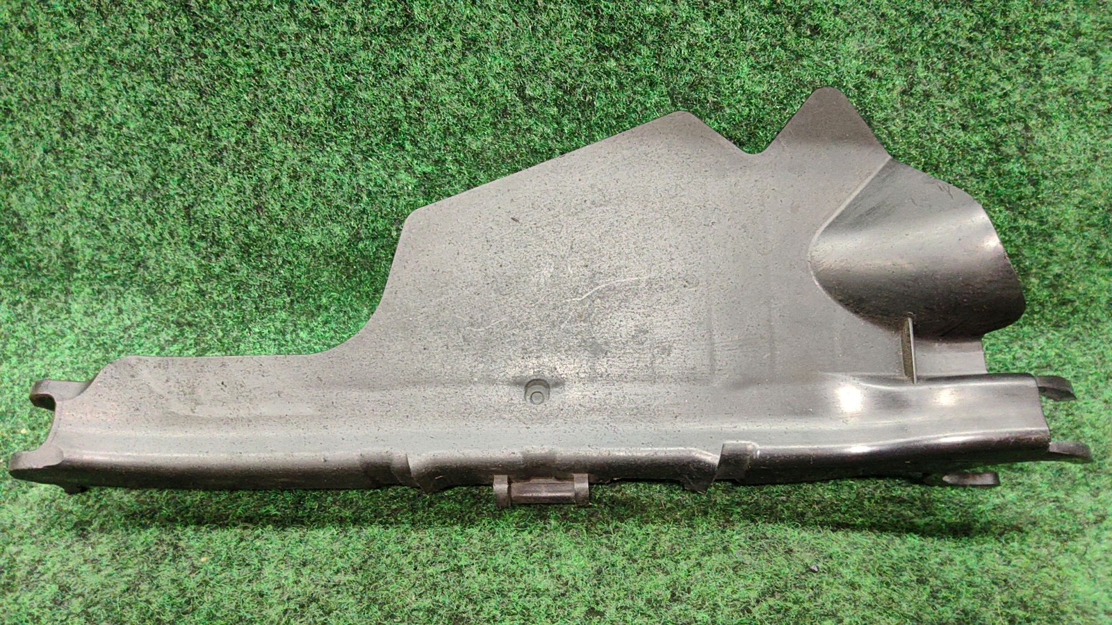 2017-2025 Audi A5 Rear Left Control Arm Cover Oem 8w0505561