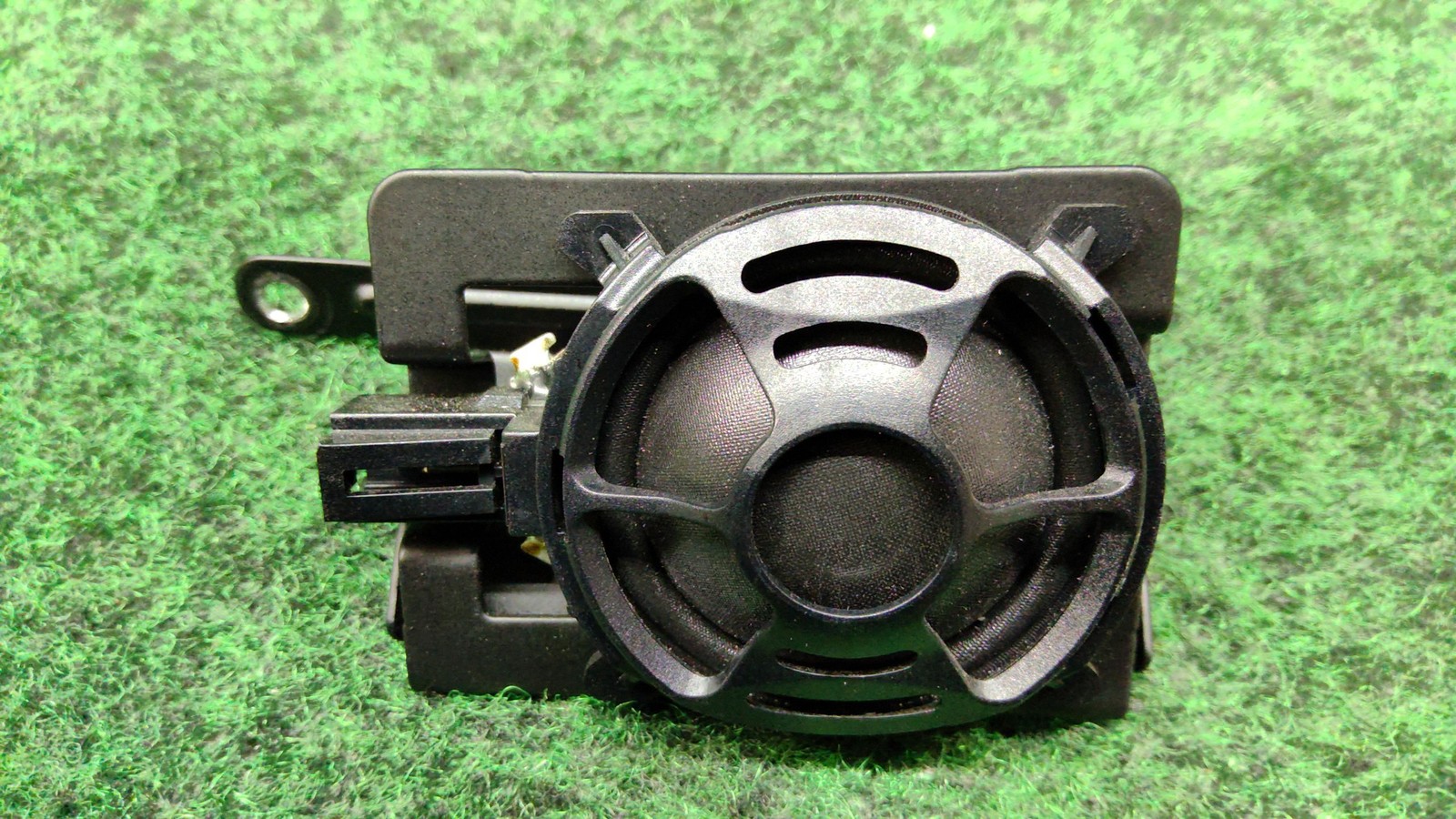 2018-2024 Audi S4 Right A-Pillar Upper Treble Speaker Upper OEM 8W5035400D