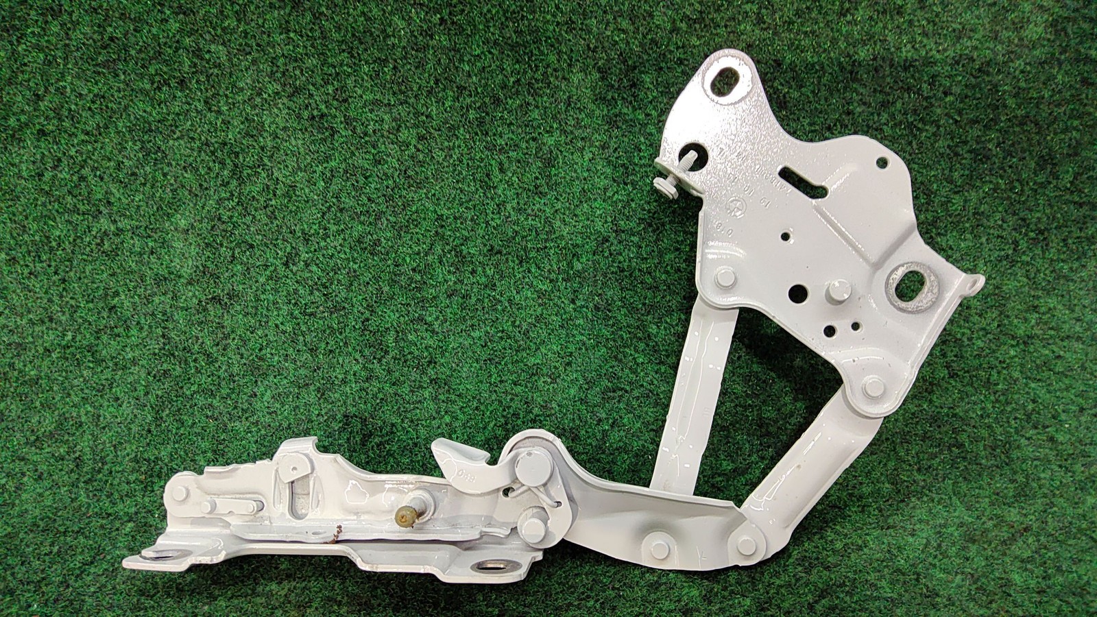 2019-2025 BMW X5Front Left Hood Hinge Color (Mineral White/A96) 41009477741
