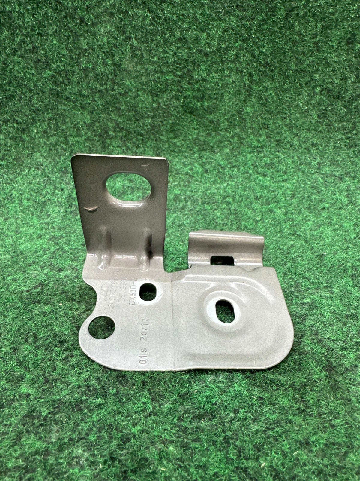 2016-2023 Audi Q7 Quattro Front Right Fender Bracket Oem 4m0821168a