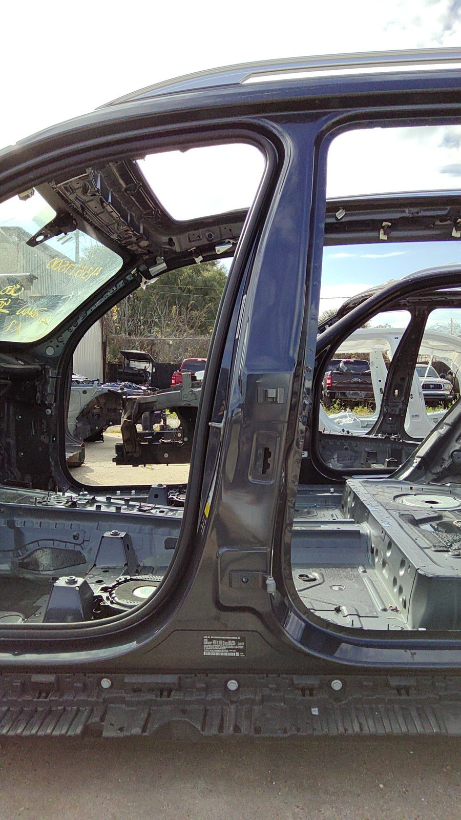 2019-2025 BMW X7 Center B-pillar Left  C27 Arctic Grey Metallic 41007955033