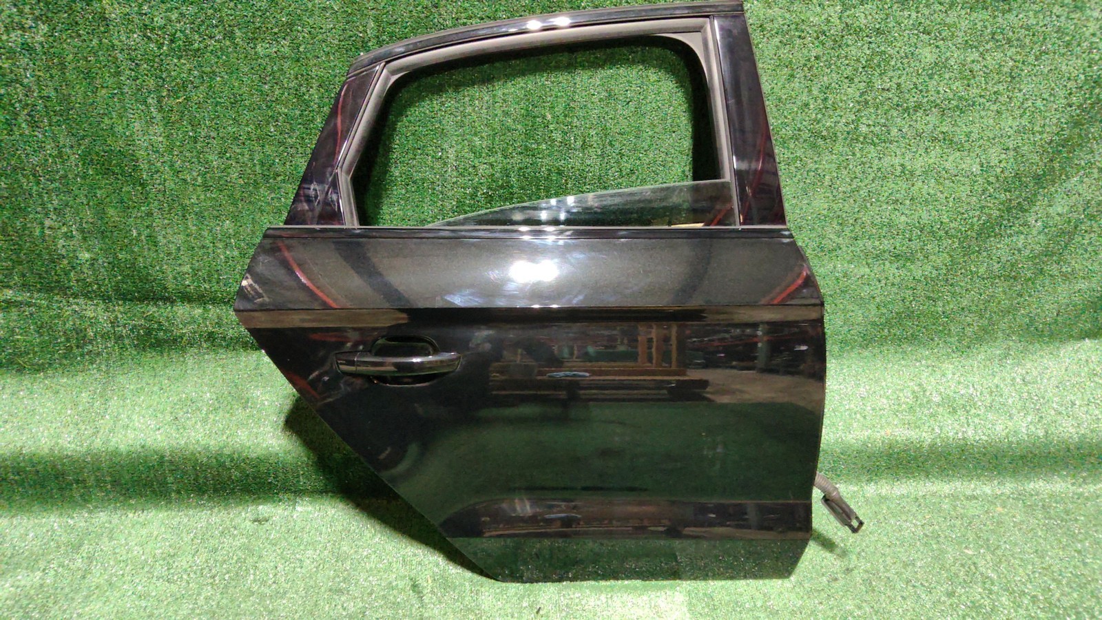 2015-2020 Audi A3 Rear Right Door Assembly Mythos Black Metallic OEM 8V5833052C