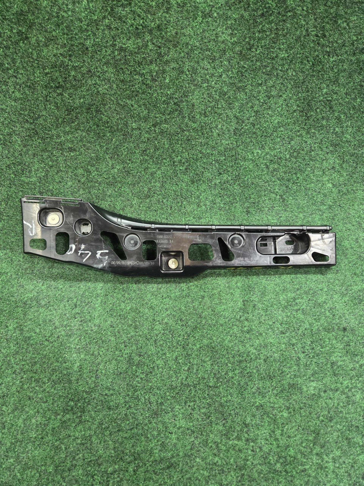 17-23 Bmw 540i Rh Rocking Moulding Braket Supporting Ledge Right Oem 51777387348