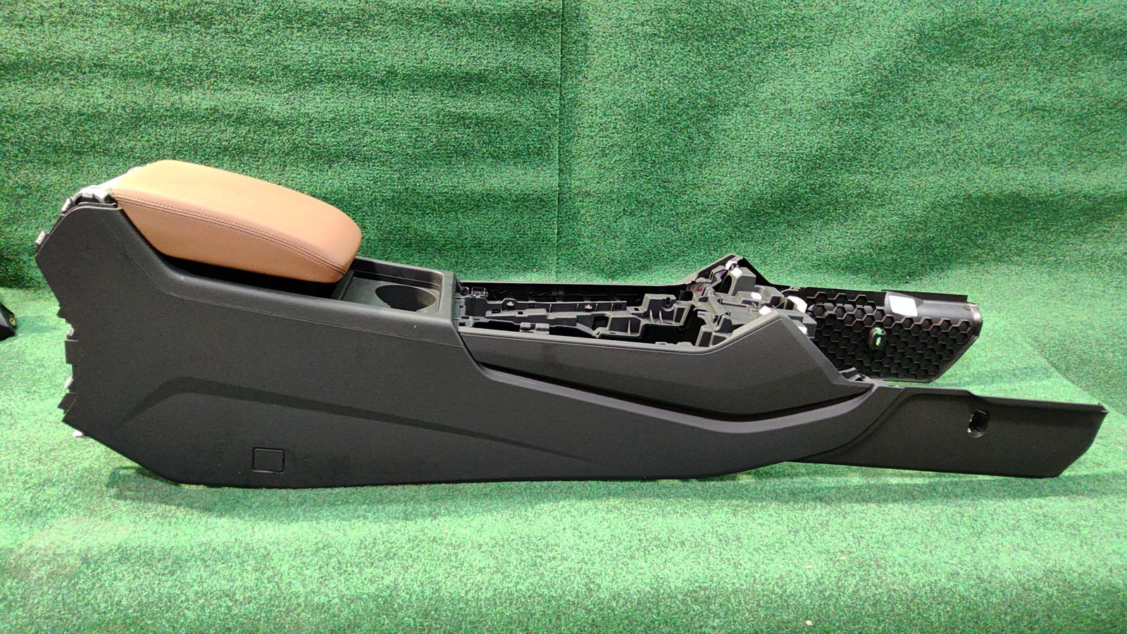 2020-2025 Audi Q5 Center Console Asmbly Okapi Brown Oem 80b863241a 80a864207k