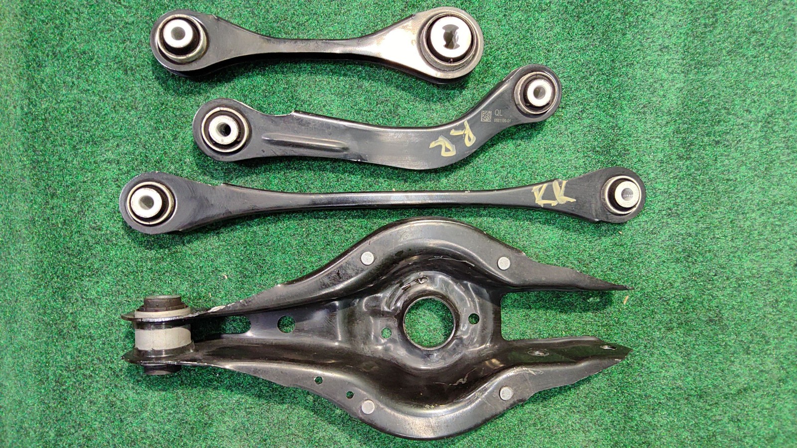 2019-2024 Bmw 330i Suspension Contrl Arm Rear Right Oem 33326884694 31106879659