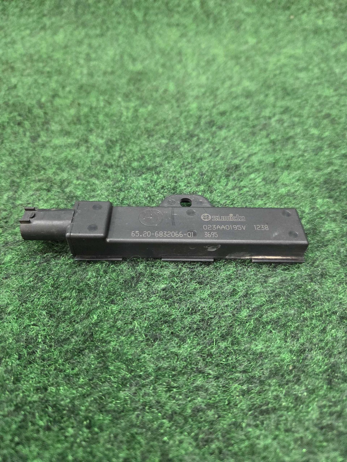 2019-2023 Bmw X6 Comfort Assembly Outside Antenna Oem 65206832066