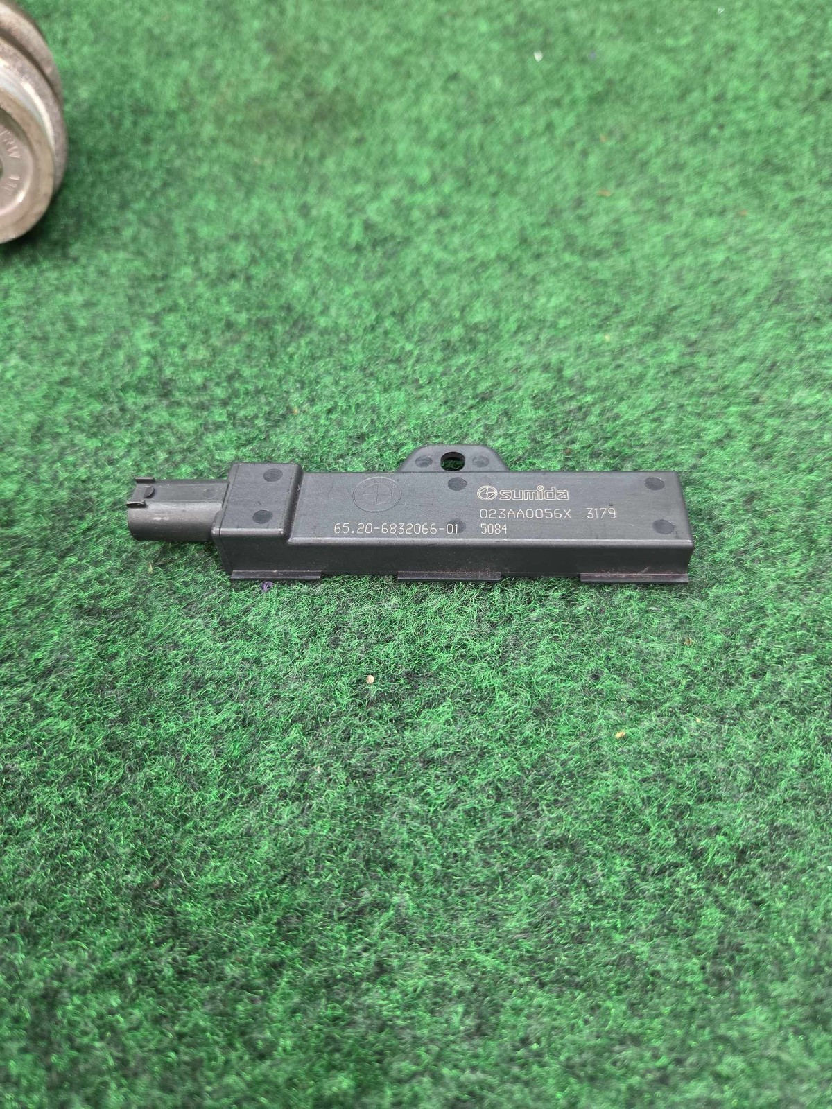 2019-2025 Bmw X5 Comfort Assembly Outside Antenna Oem 65206832066 Original