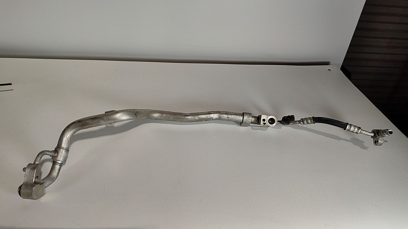 2016-2019 BMW 740i 3.0L A/C Refrigerand Discharge Liquid Hose OEM