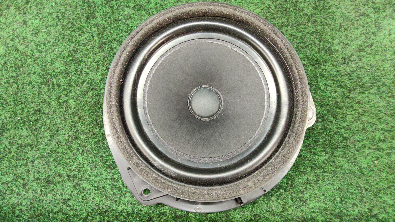 2021-2025 Audi Q3 Bass Loudspeaker Rear Door Base Sound System Oem 83a035411