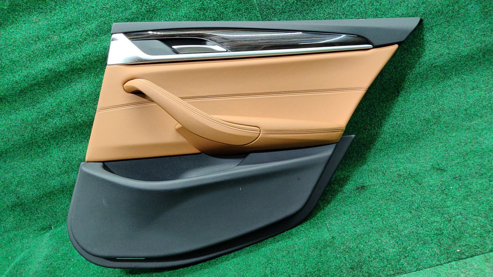2017-2023 BMW 540i Rear Right Inner Door Trim Panel OEM 51425A2BA43