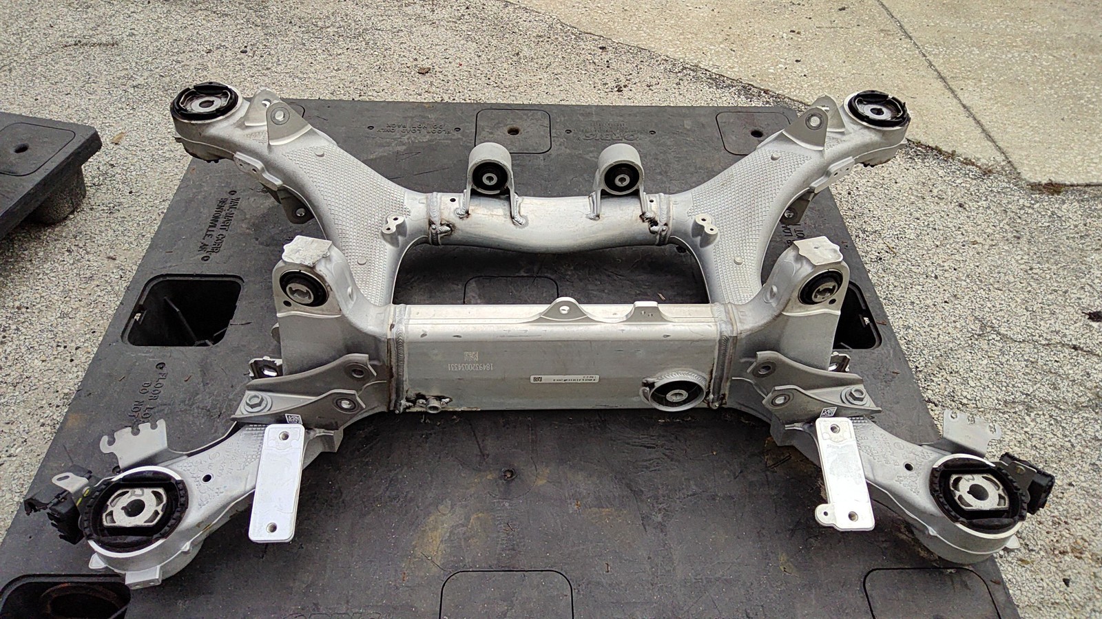 2019-2025 BMW X5 Rear Crossmember /Cradle /Undercarria OEM 33316894149