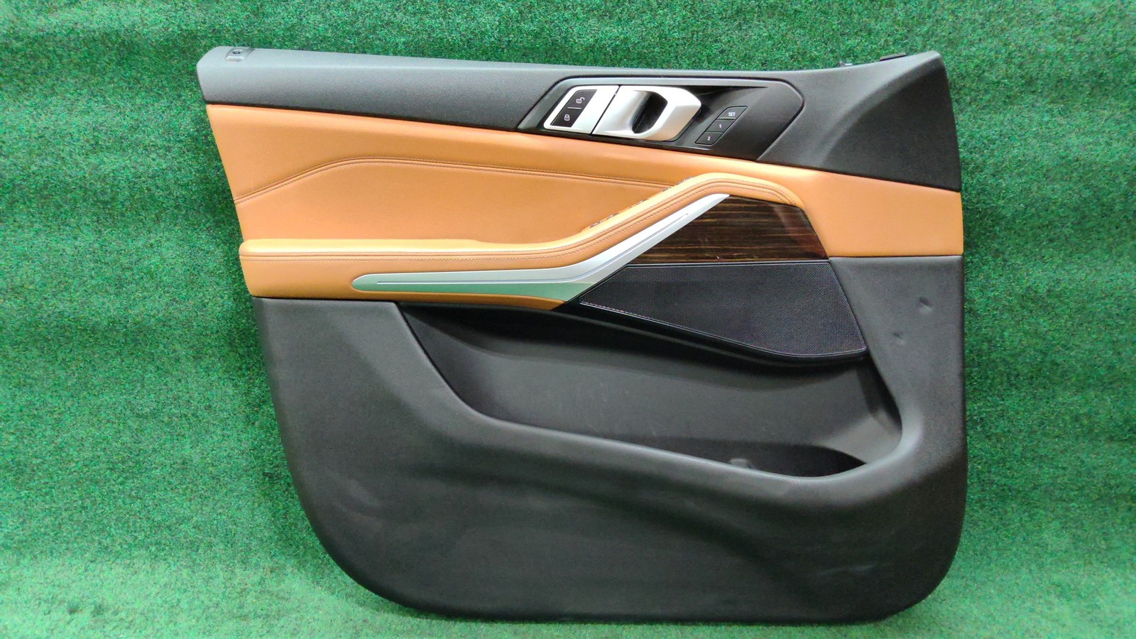 2019-2023 Bmw X5 Front Door Trim Panel Left Lh Cognac/mcri Oem 51419473853