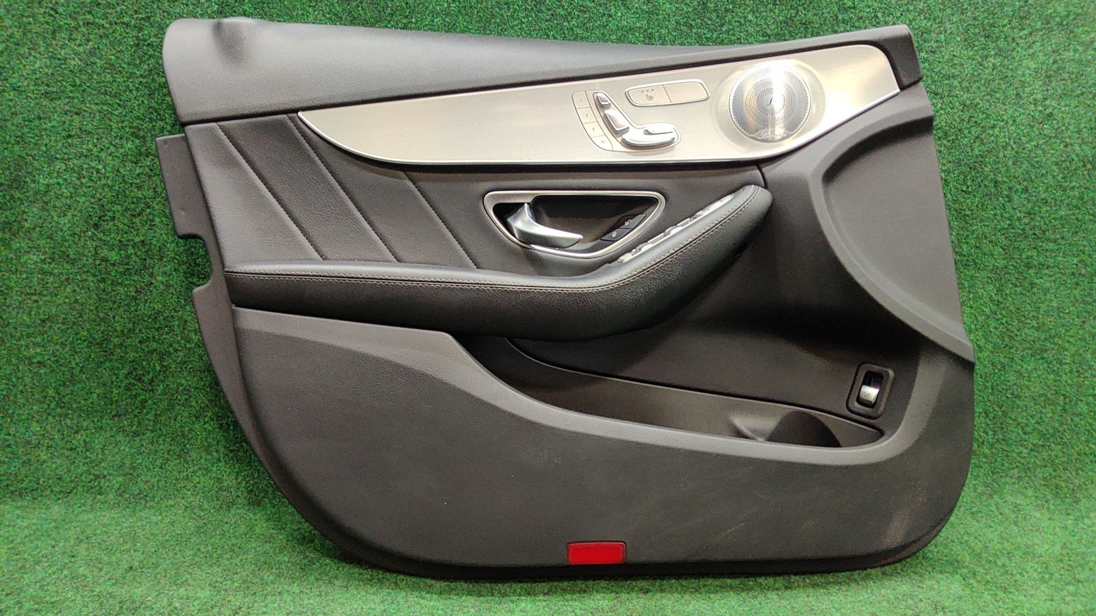 2015-2018 Mercedes Benz C300 Front Left Door Trim Panel OEM A2057207329