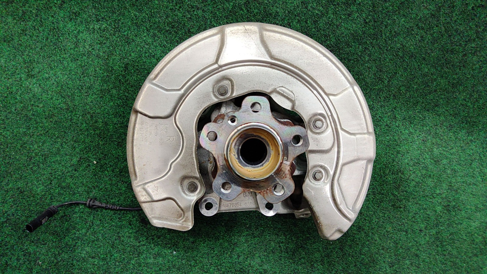 2019-2025 Bmw X5 Rear Right Spindle Knuckle Hub Oem 31216869870 Original