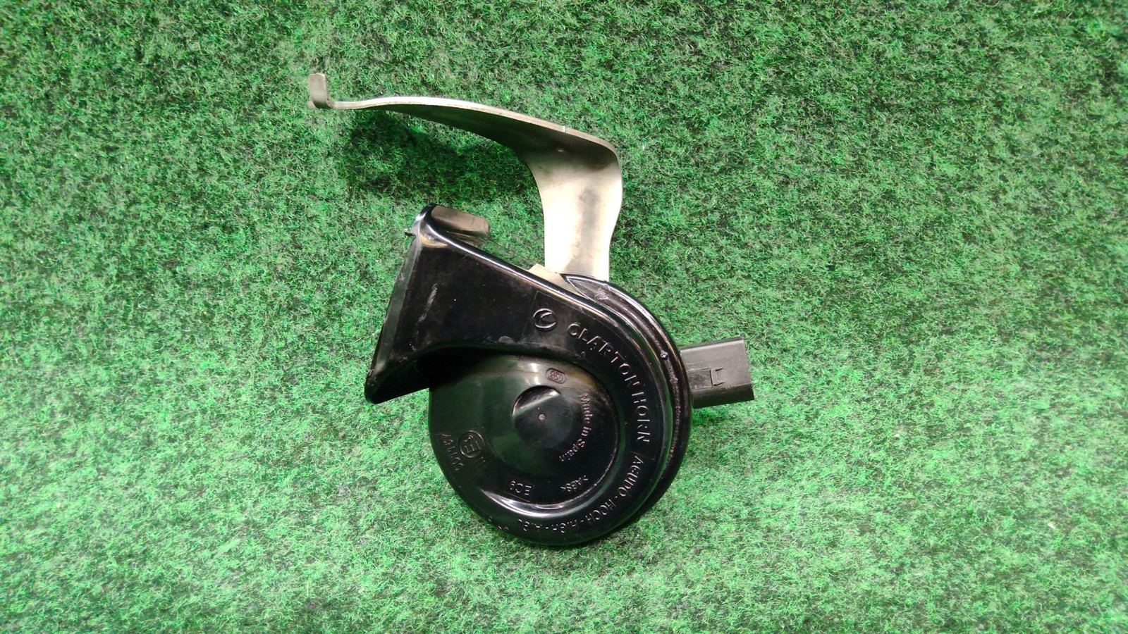 2018-2024 Bmw X3 Front Left High Tone Signal Horn Oem 61337404429