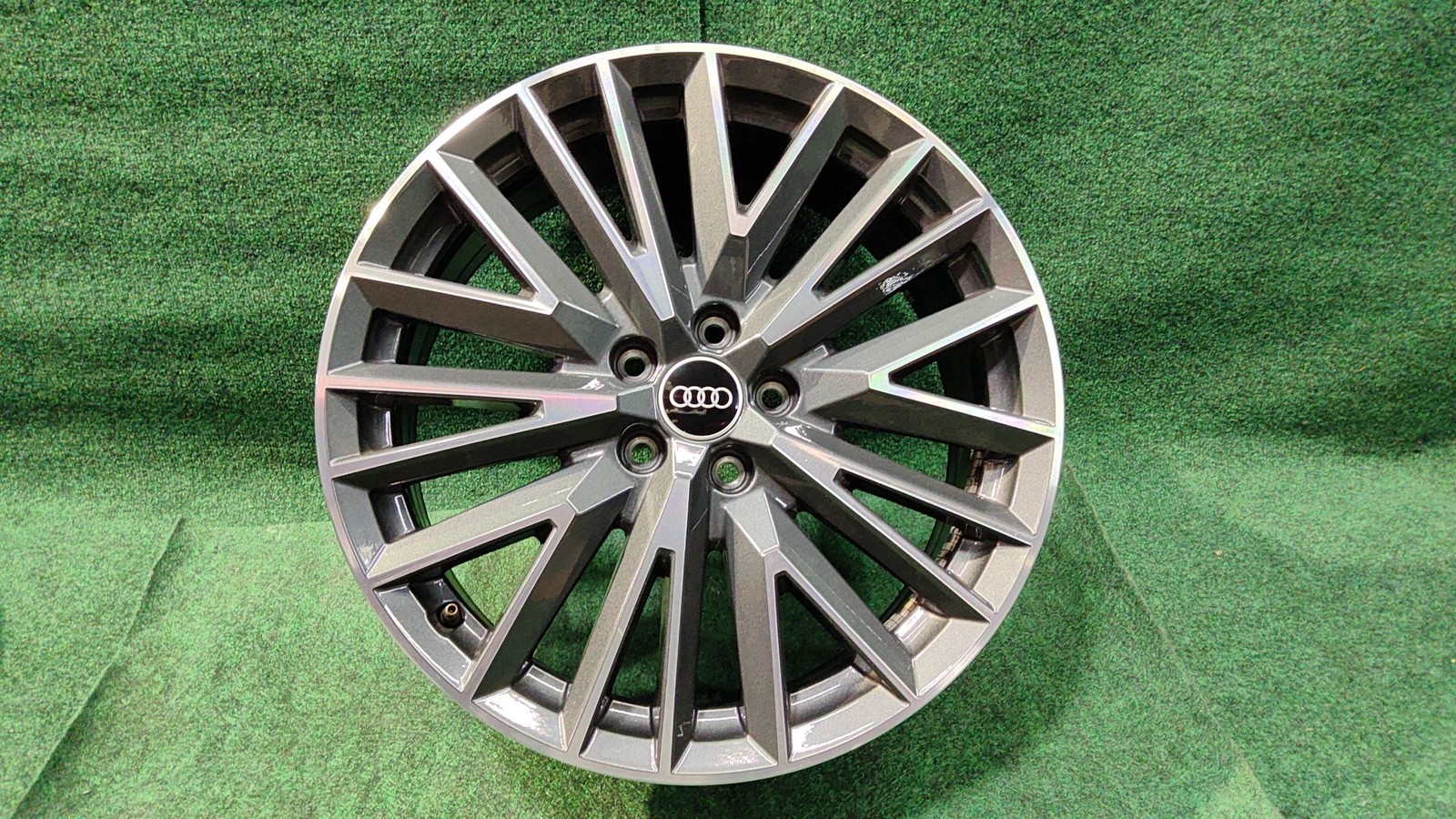 2021-2025 Audi Q3 Wheel 19x7 (alloy) 10 V Spoke Oem 83a601025l