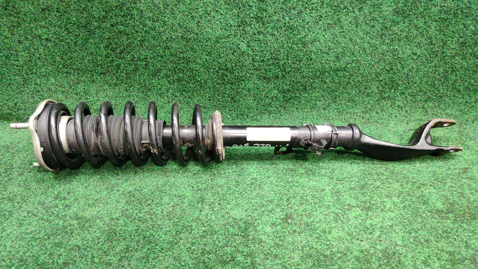 2016-2022 Mercedes Glc 300 Right Front Absorber 17k Oem A2533200830 A2533204066
