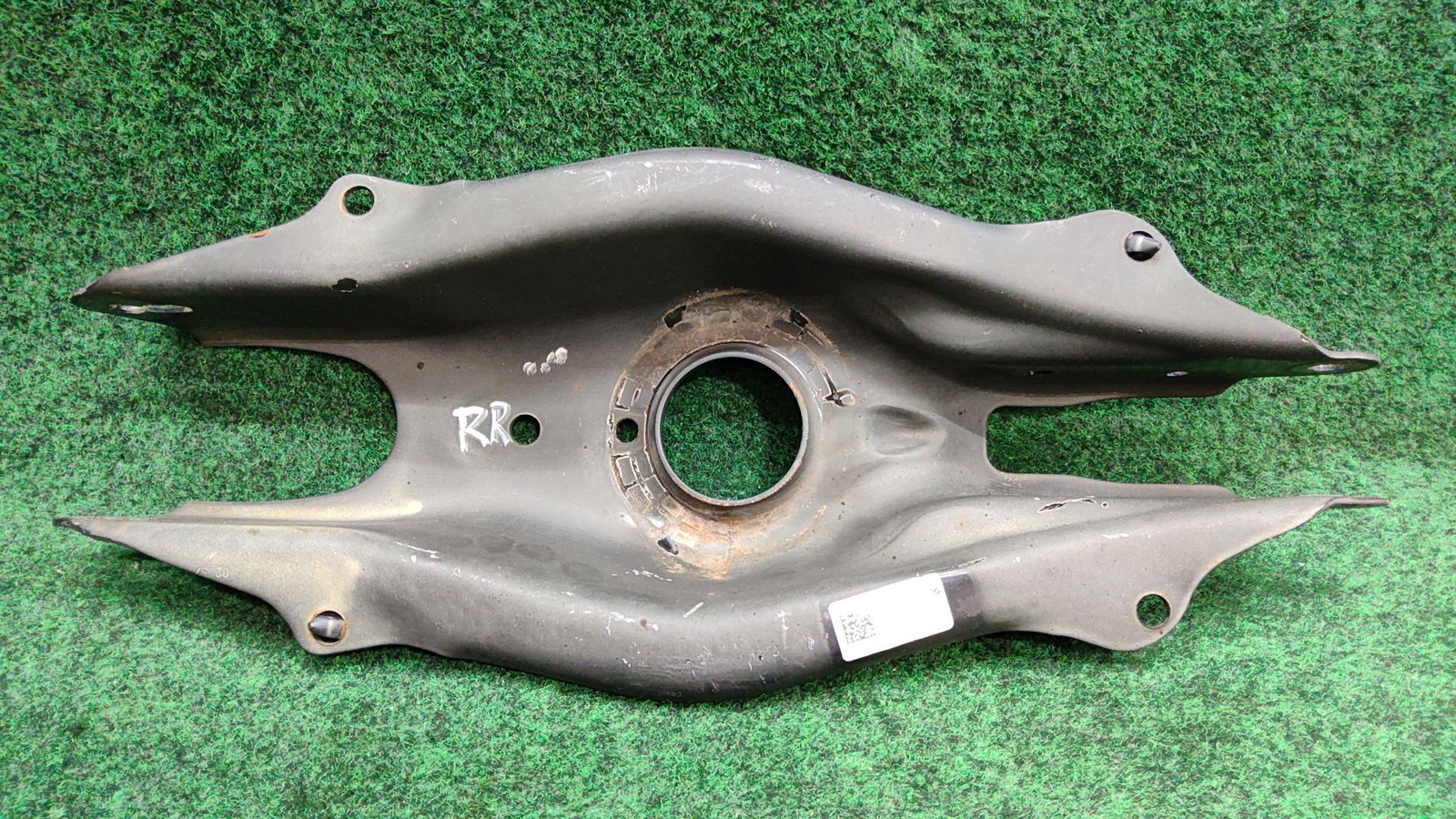15-18 Mercedes C300 Rear Right Link Lower Control OEM A2053522000 A2053521900