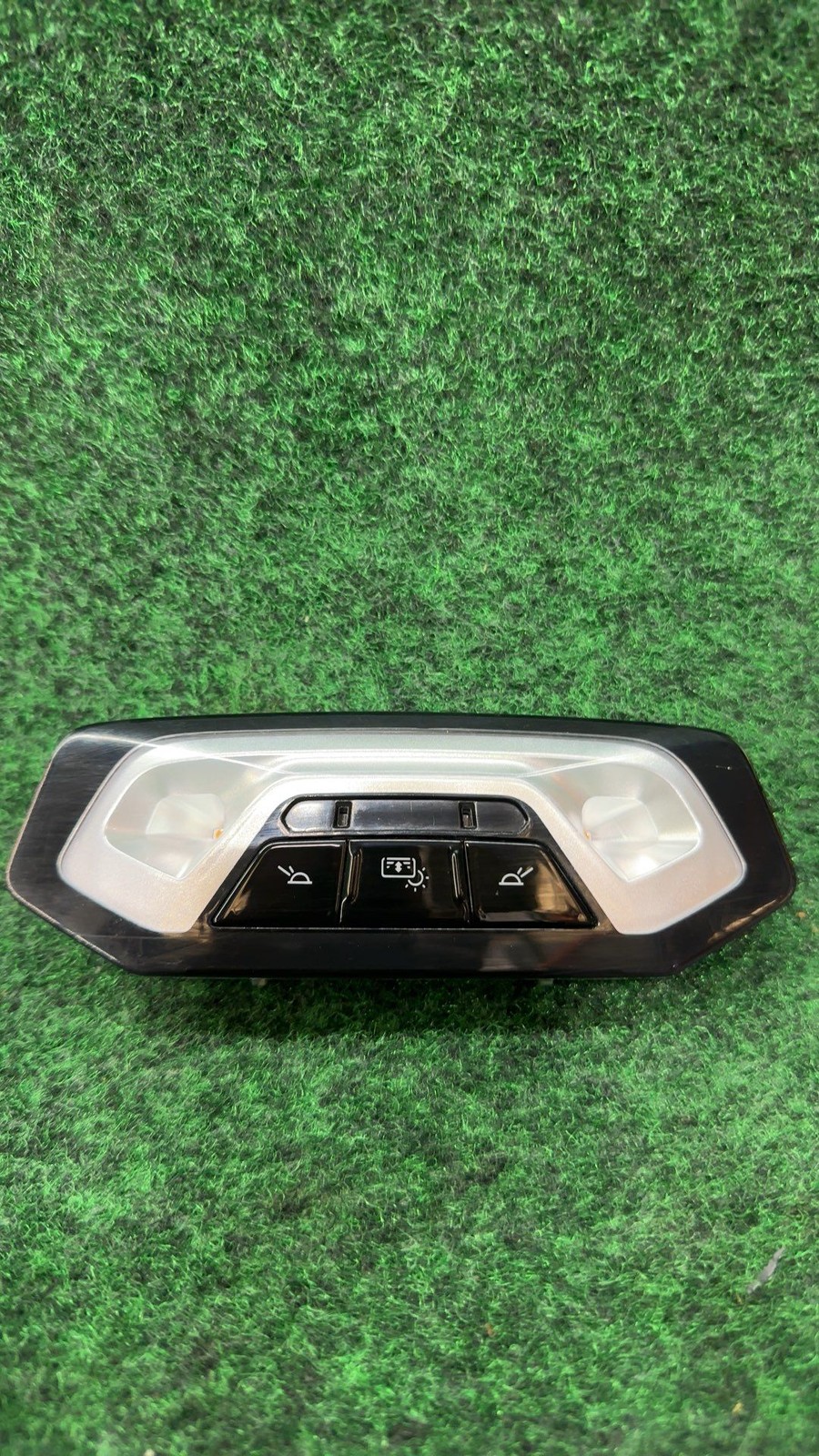 2017-2023 Bmw X7 Interior Roof Light Oem 63317911121