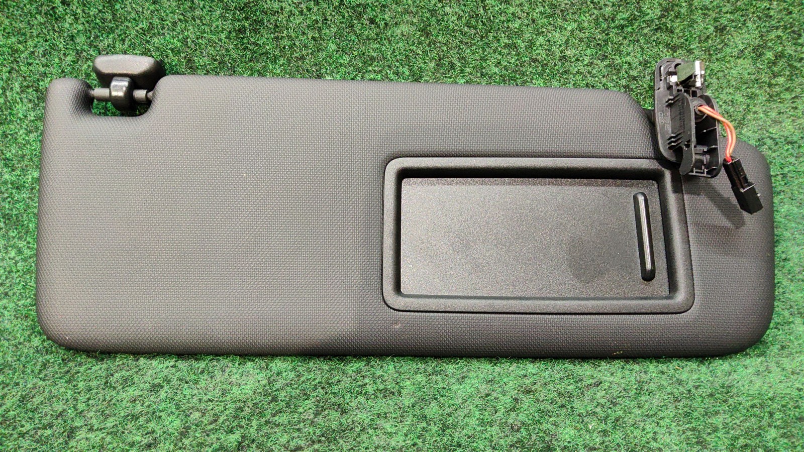 2021-2024 Audi A4 Right Sun Visor Black Oem 8w0857552a