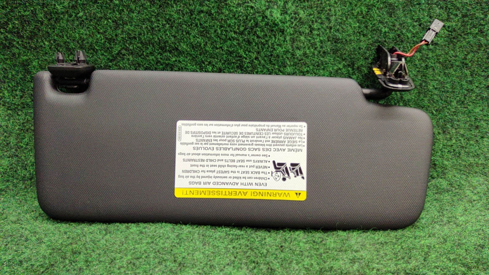 2017-2019 Audi A4 Quattro Left Front Sun Visor Oem 8w0857551aa