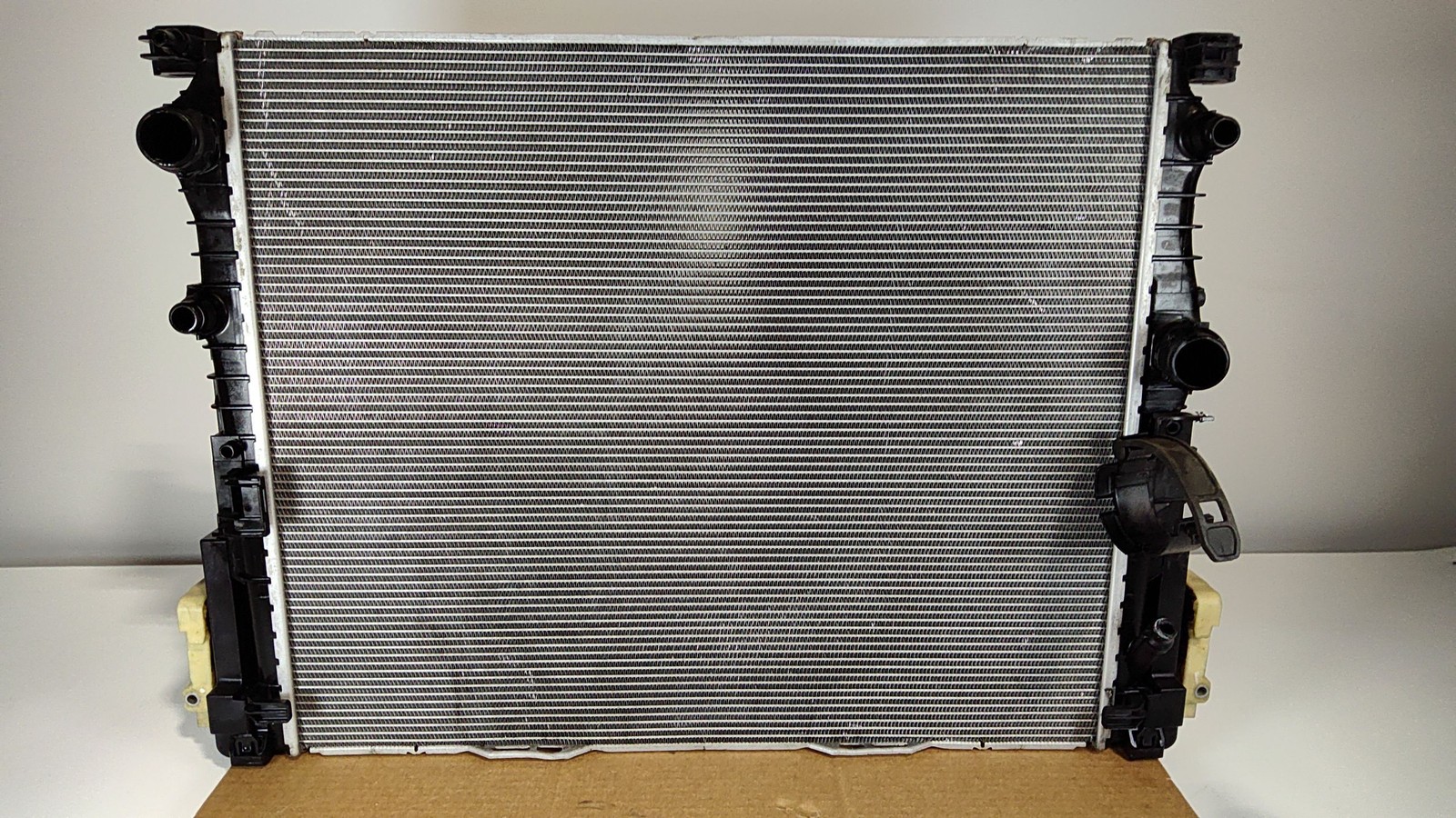 2016-2022 BMW 740I Engine Front Primary Radiator OEM 17118743663
