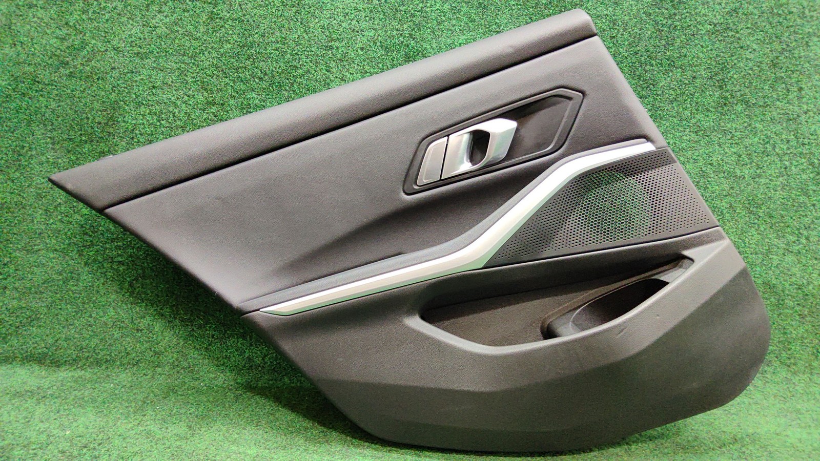 2019-2022 Bmw 330i Left Rear Door Trim Panel Oem 51429460711