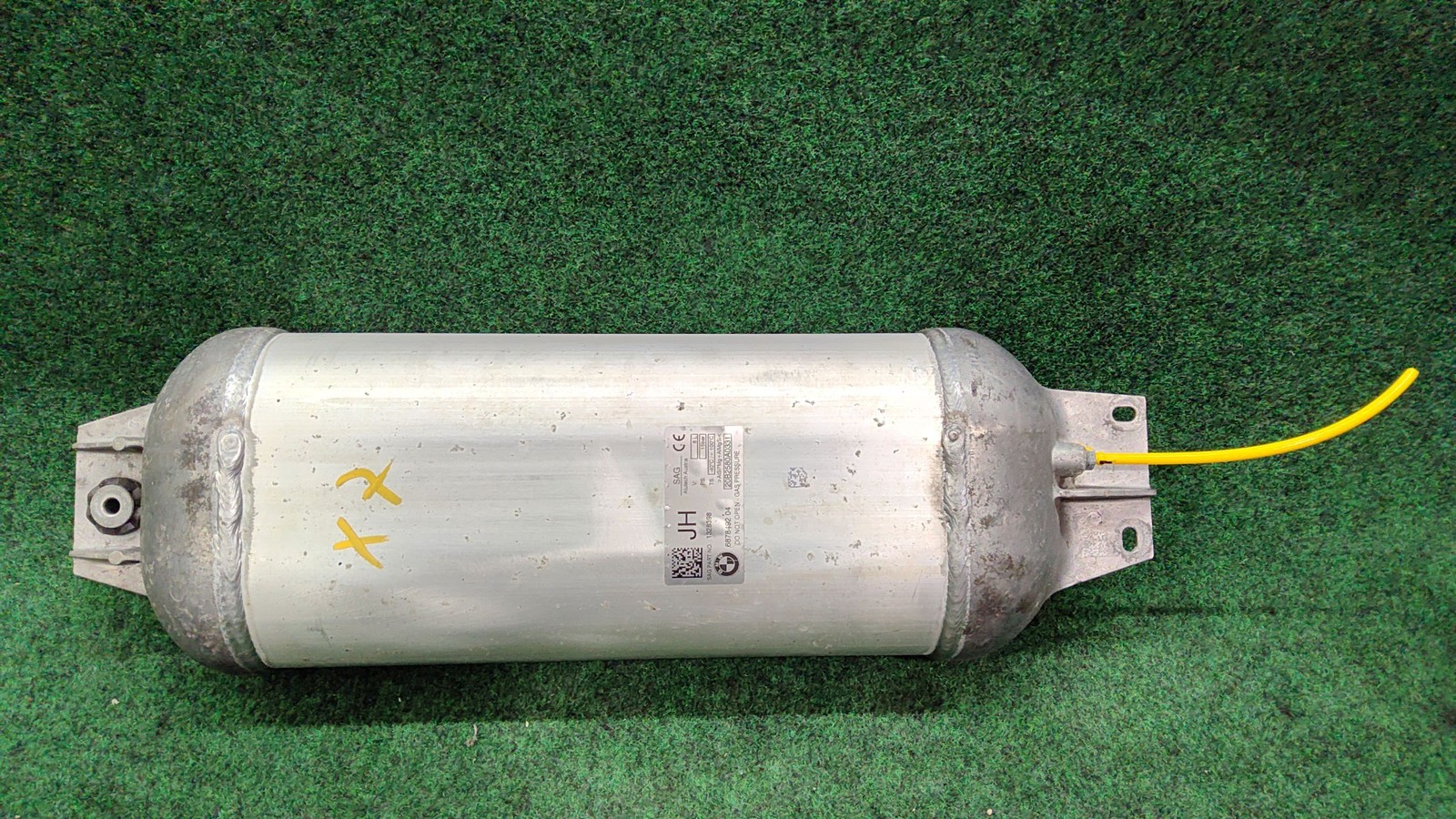 2019-2025 BMW X7 Suspension Self-Leveling Unit Accumulator OEM 37206878492