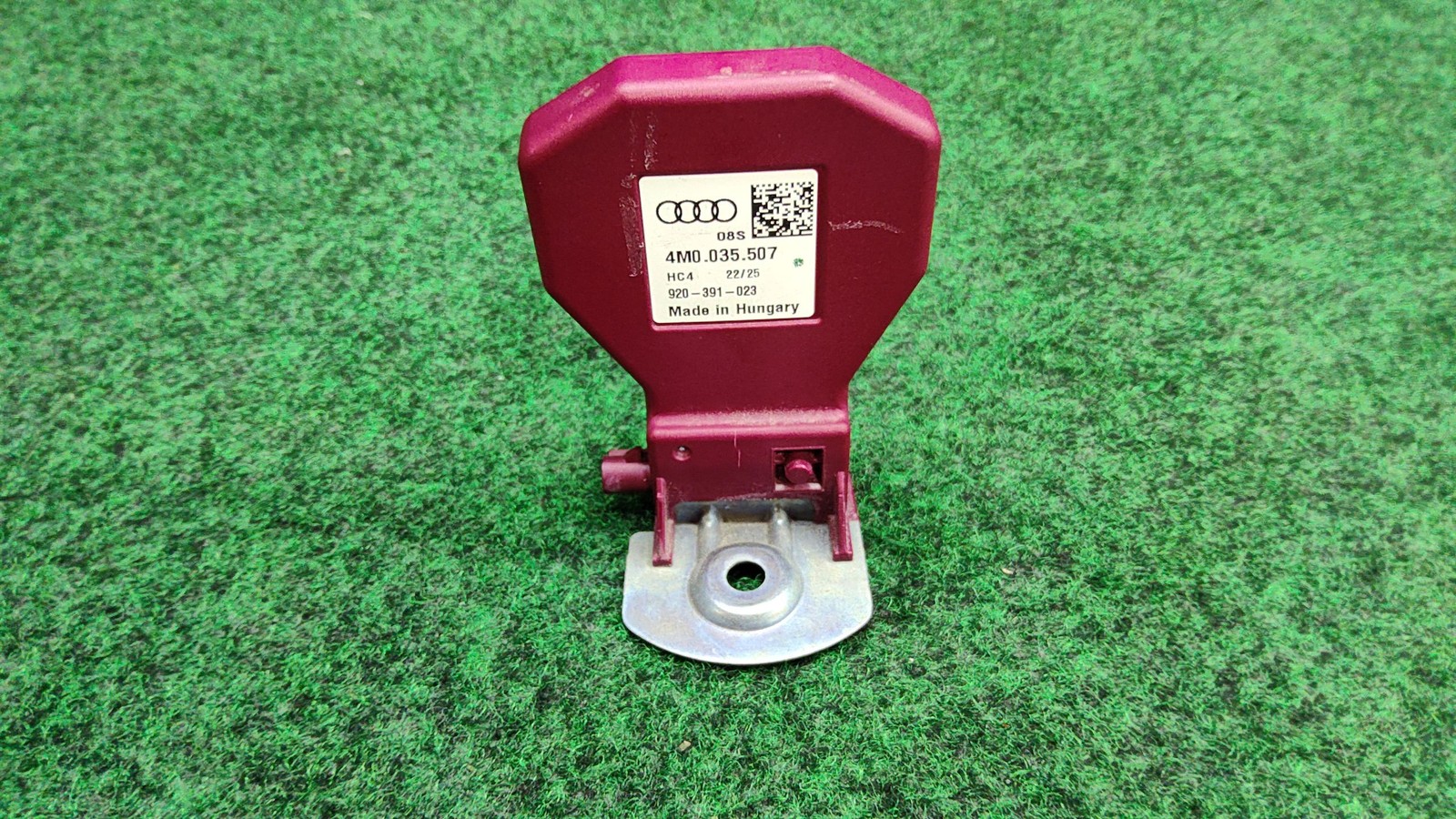 2019-2025 Audi Q3 Quattro Right Rear Telematic Antenna Receiver Oem 4m0035507