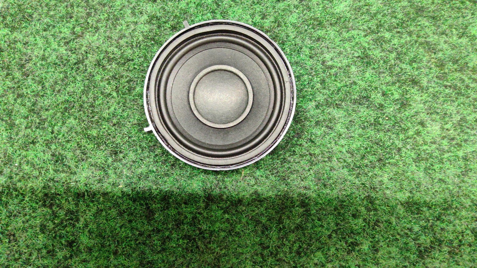 2018-2024 Bmw X3 Under Dash Speaker Oem 65139151127