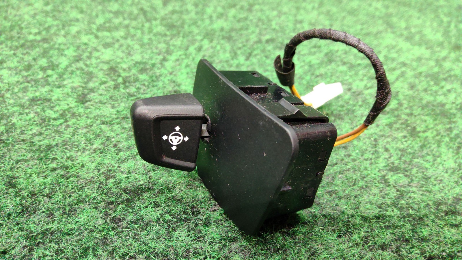 2019-2024 BMW X5 Steering Wheel Abjuster Switch Control OEM 61319365877