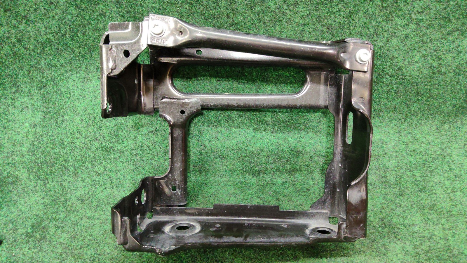 2018 -2024 Bmw X3 Front Right Bumper Mount Support Bracket Oem 51117399916