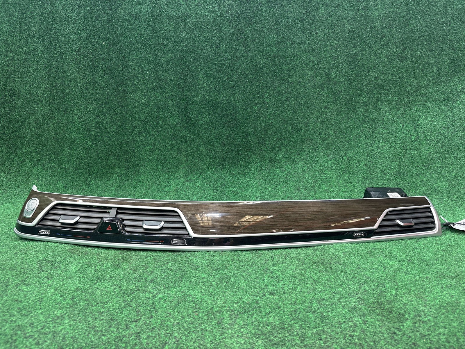 16-19 BMW 740i A/C Heater Air Vent Grill OEM 51456992305 64227946265 64227946267