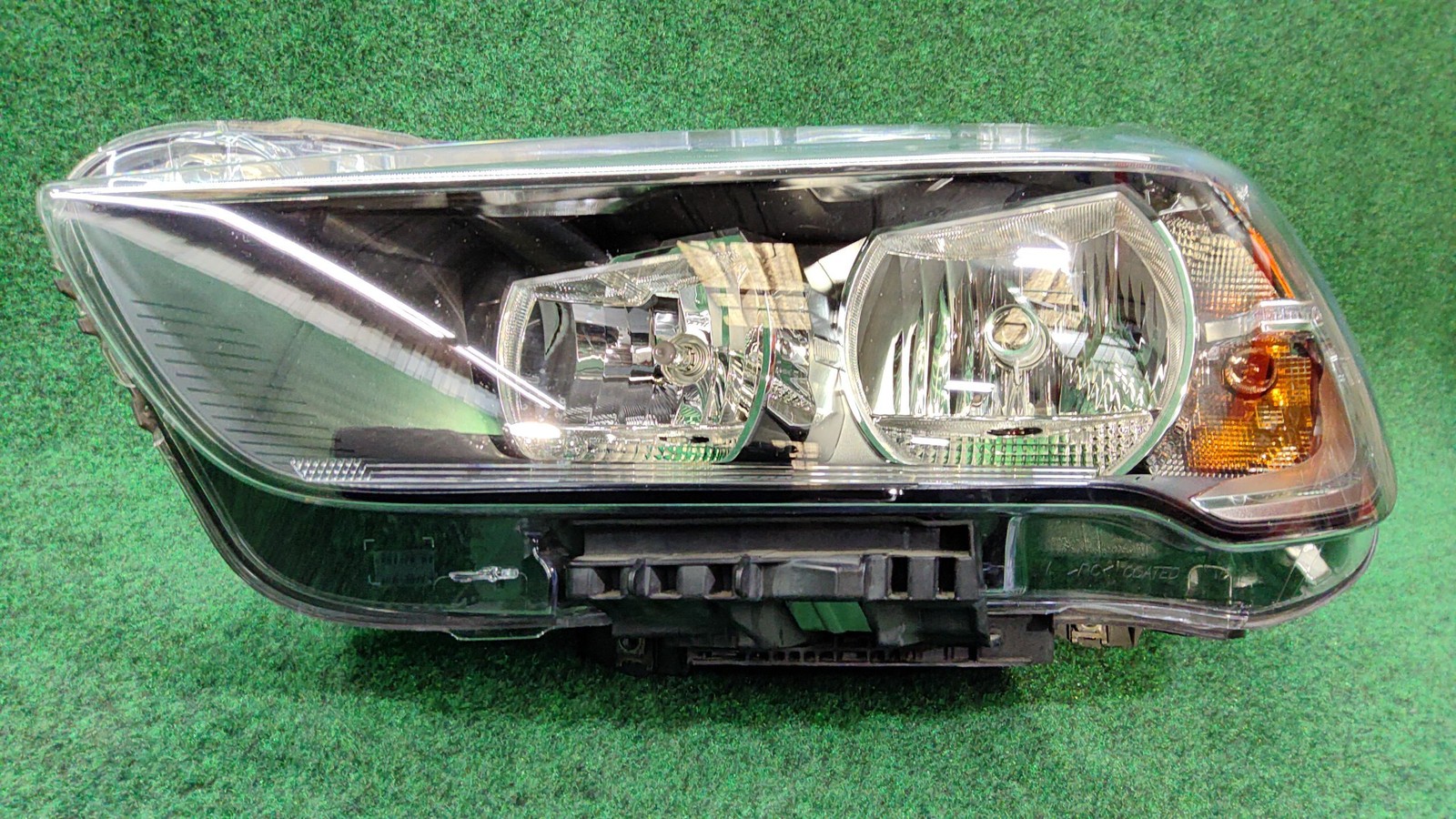 2016-2022 BMW X1 Left Headlight Halogen OEM 63117346537 Original