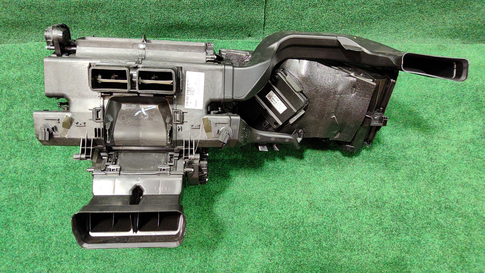 2017-2023 Audi Q7 Front A/c Evaporator Core 17k Miles Oem 8w1820001f 4m1820024b
