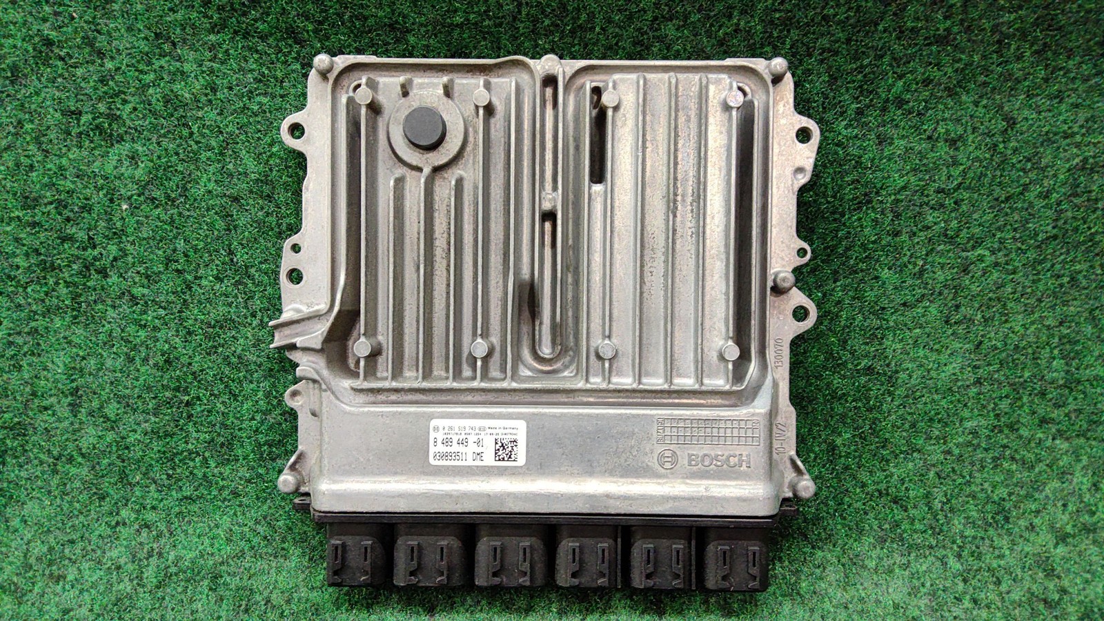 2017-2019 BMW 330i Engine/Motor Control Module OEM 12148692971