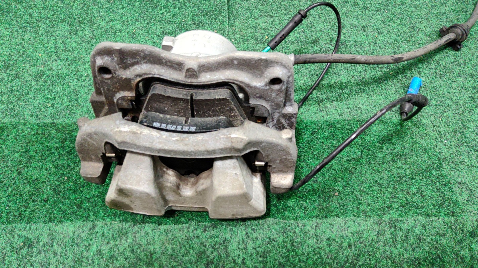 2018-2020 Bmw X3 Brake Caliper Front Left Oem 34106882253