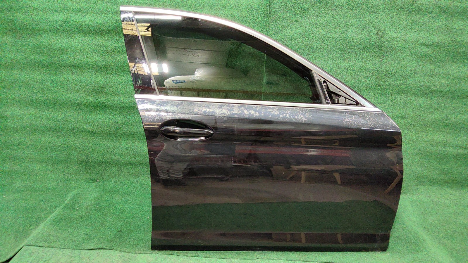 2019-2023 540i Front Door Right Black Sapphire/475 Oem 41007408962