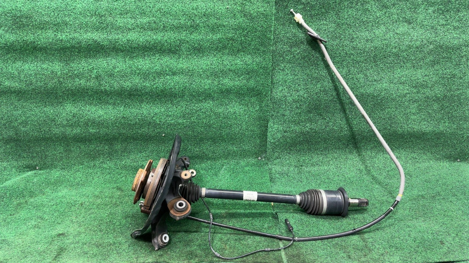 17-2019 BMW 330I Rear Knuckle/stub Axle Left With Axle Shaft OEM 33416792361