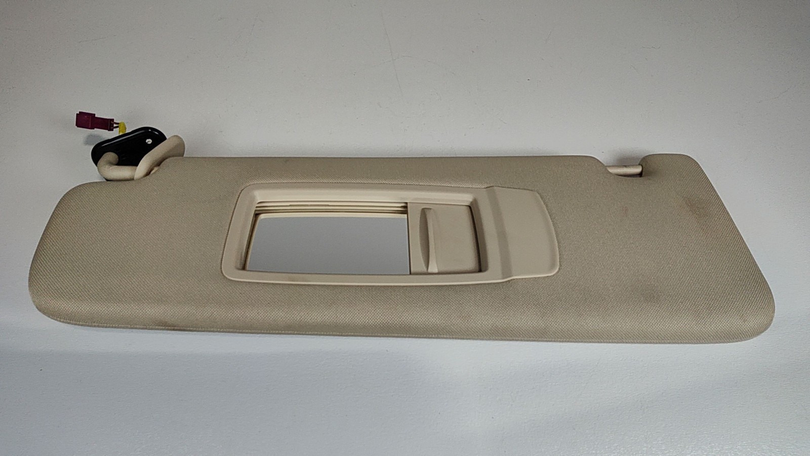 2017-2022 BMW 740i Left Front Windshield Sun Visor OEM 51168062819