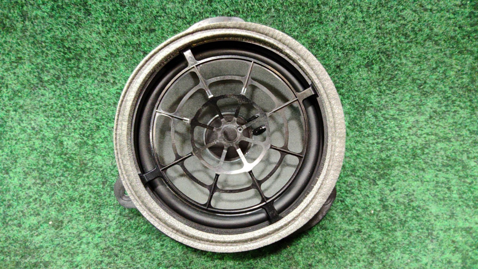 18-2025 Audi A5 Rear Right/ Left Door Woofer Speaker Bang&olufsen Oem 8w5035411a