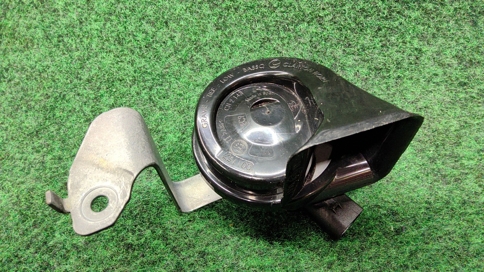 2019-2023 BMW X5 Low Tone Horn OEM 6033FB2427