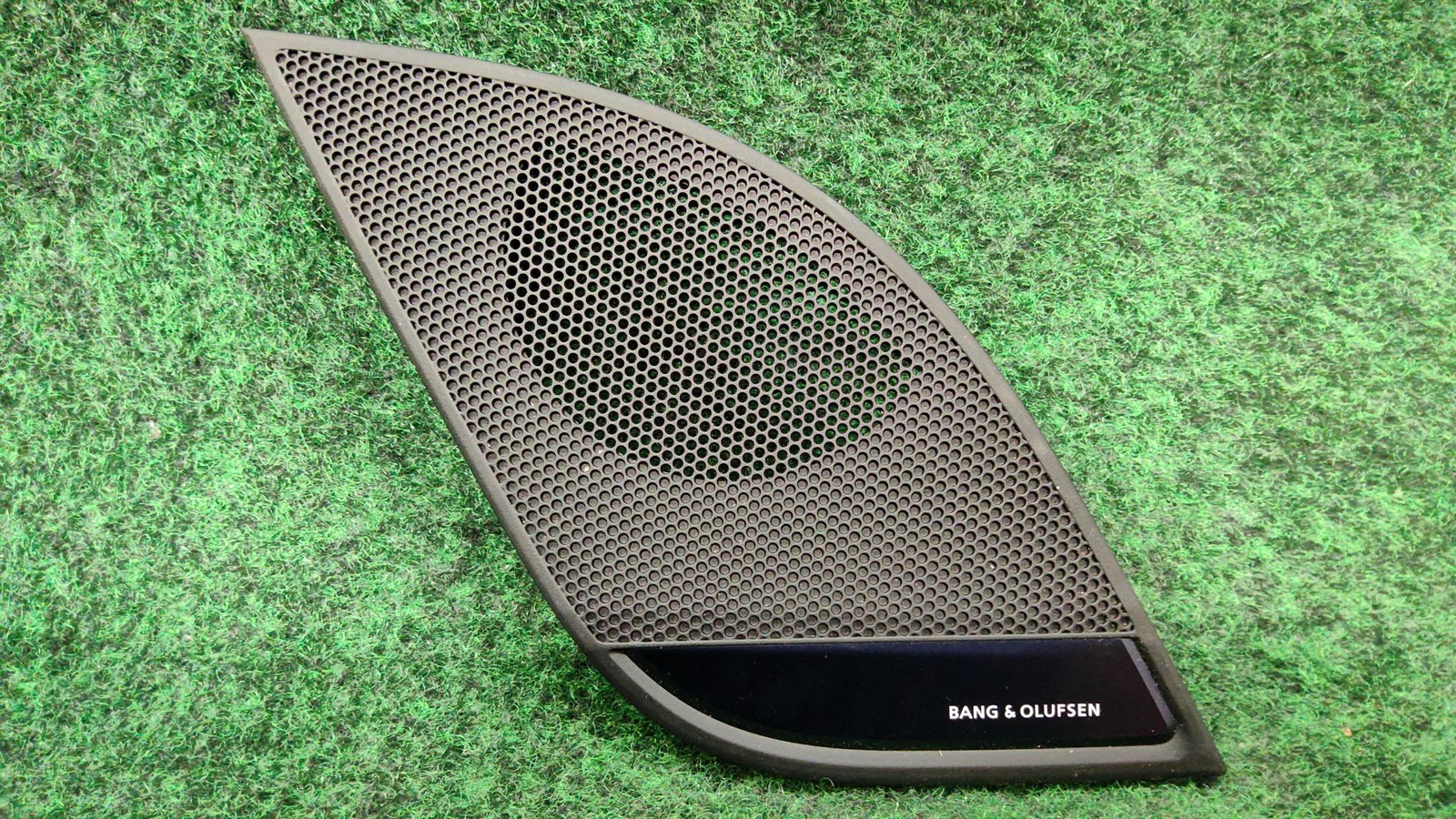2018-2024 Audi S4 Right Dash Speaker Grille Cover Bang OEM 8W1857228A