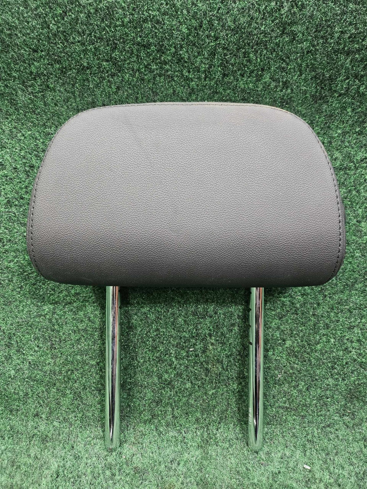 2016-2021 Bmw X3 Rear Seat Headrest Rh Leather Black/k8sw Oem 52108074761