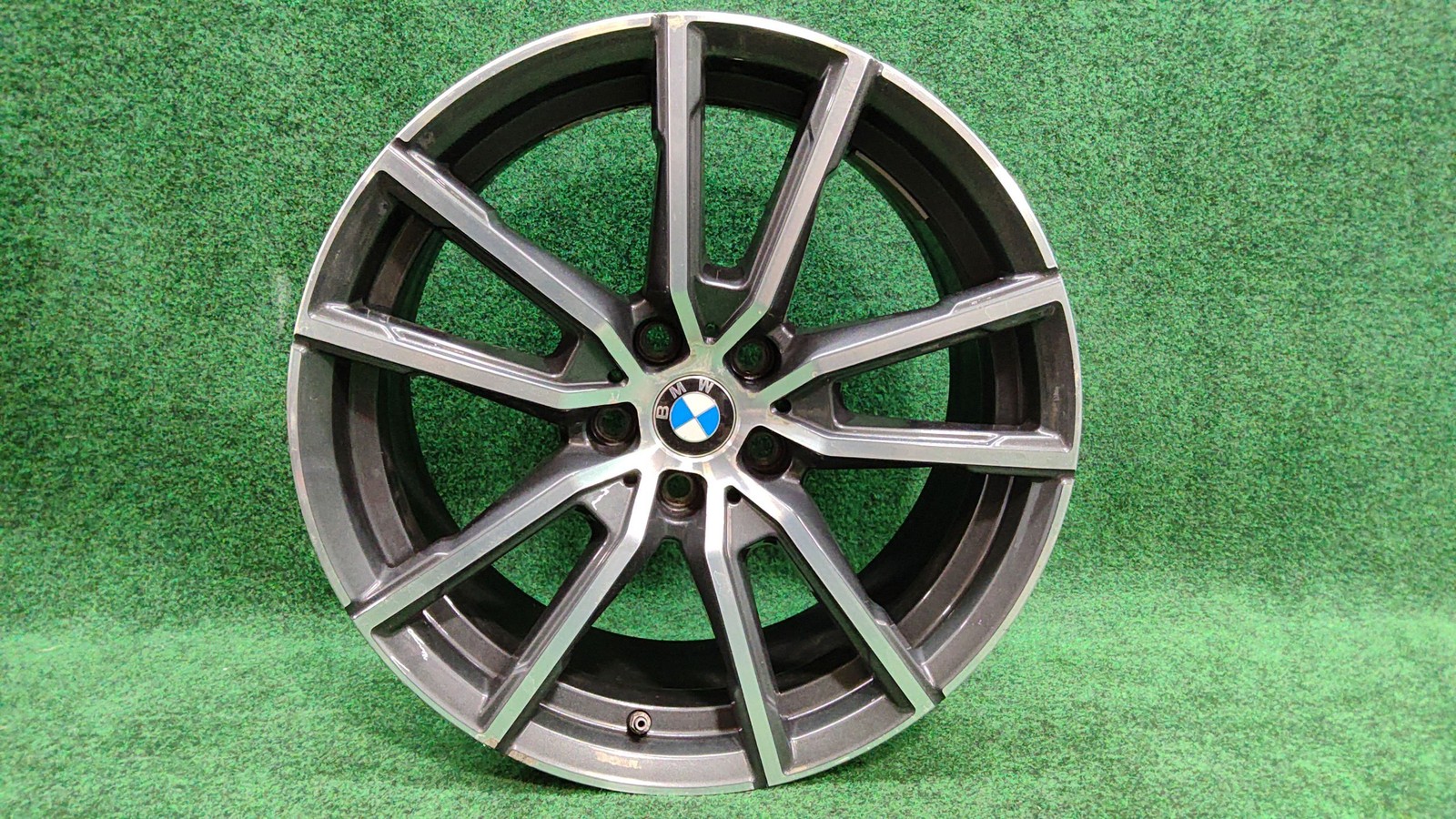 BMW 18'x7-1/2 Wheel 5 Doble Spoke OEM 36116883522